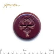 Γλυπτογραφία σφραγιδόλιθος Κεφαλή ταύρου με διπλού πέλεκυ Γλυπτογραφία σφραγιδόλιθος Κεφαλή ταύρου με διπλού πέλεκυ